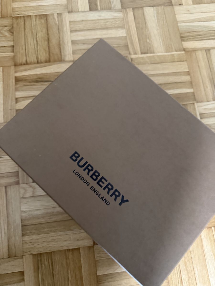 Burberry Damenschuhe: New Burberry shoes , 38 – Neu (gemäss Beschreibung) aus Schaffhausen von Nadiuna 7