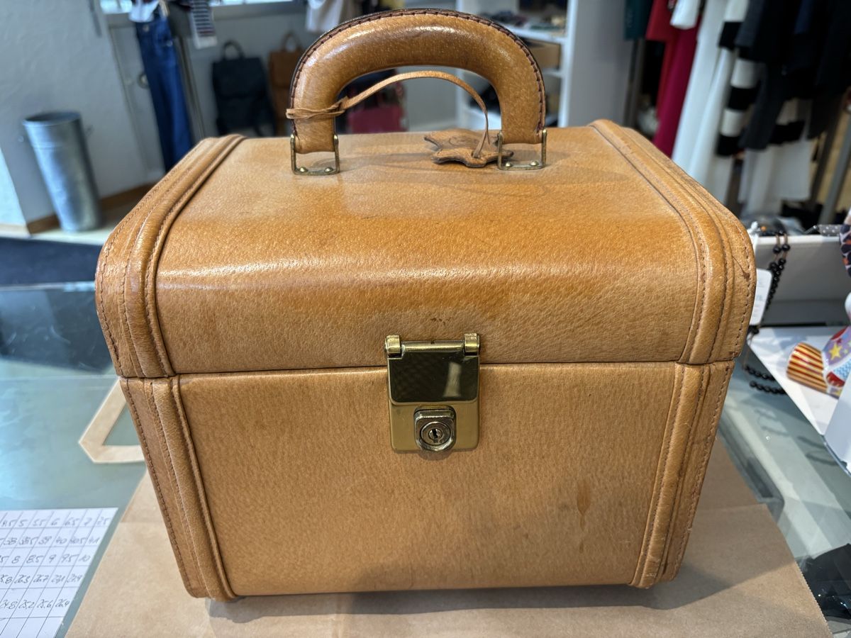Valigie: Kosmetikkoffer Echt Schweinsleder hellbraun Vintage – Usato da Burgdorf venduto da VouSchoen