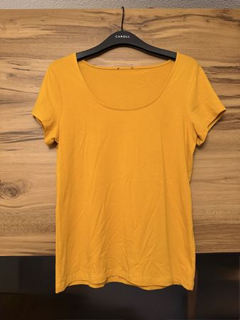 Shirt von C&A in Grösse S.