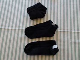 2 Paar schwarze Sneaker Socken für Gr. 35-38 - 225253