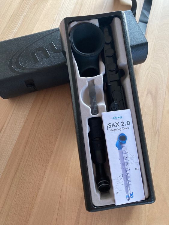 Saxophon nuvo jSax 2.0 (Gebraucht) in Dietlikon für CHF 19 – mit ...