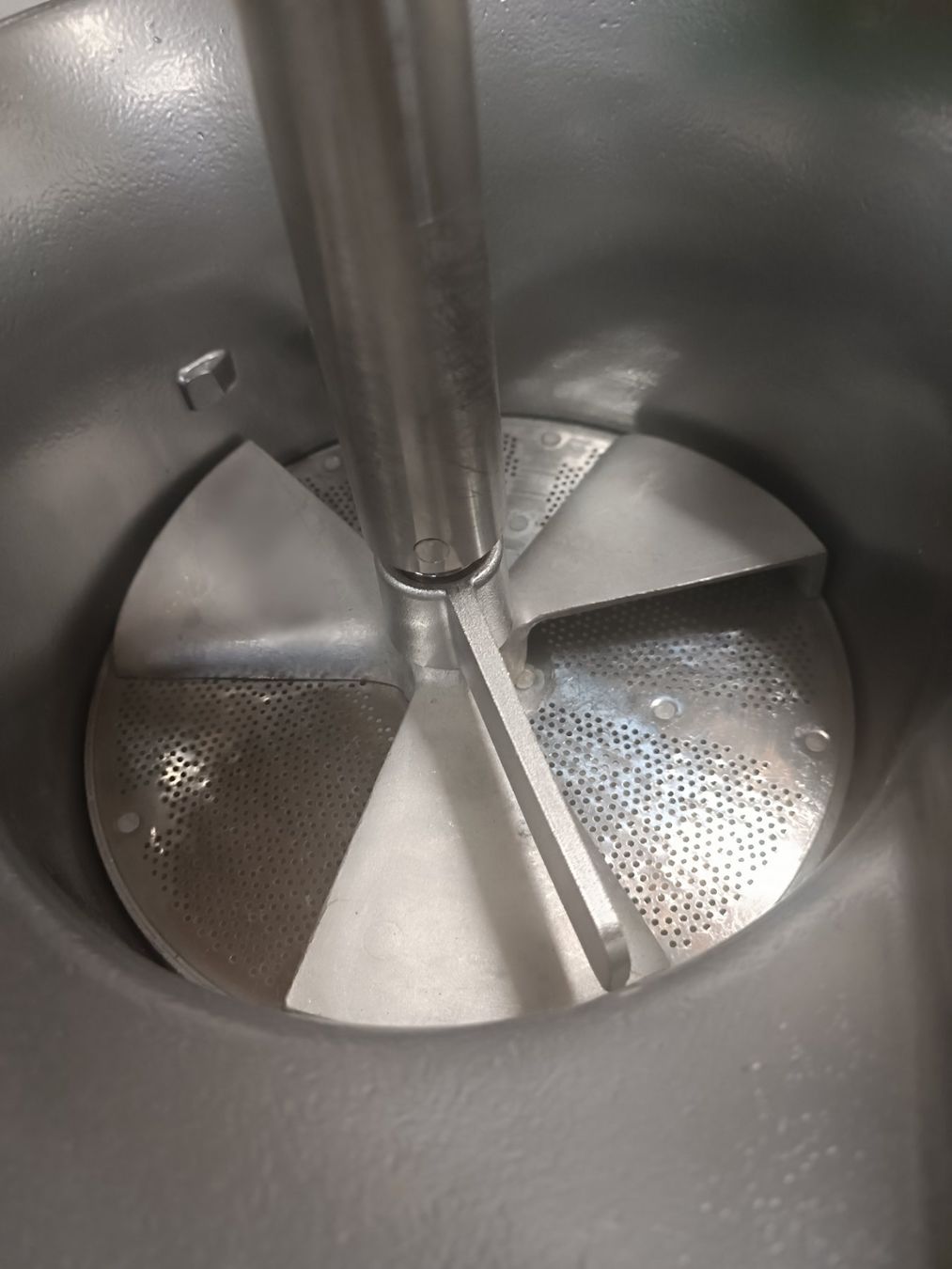 Lips Elettrodomestici da cucina: Lips Junior mit Fleischwolf Gemüseschneider Pasevit – Usato da Lengnau BE venduto da turbostef 6