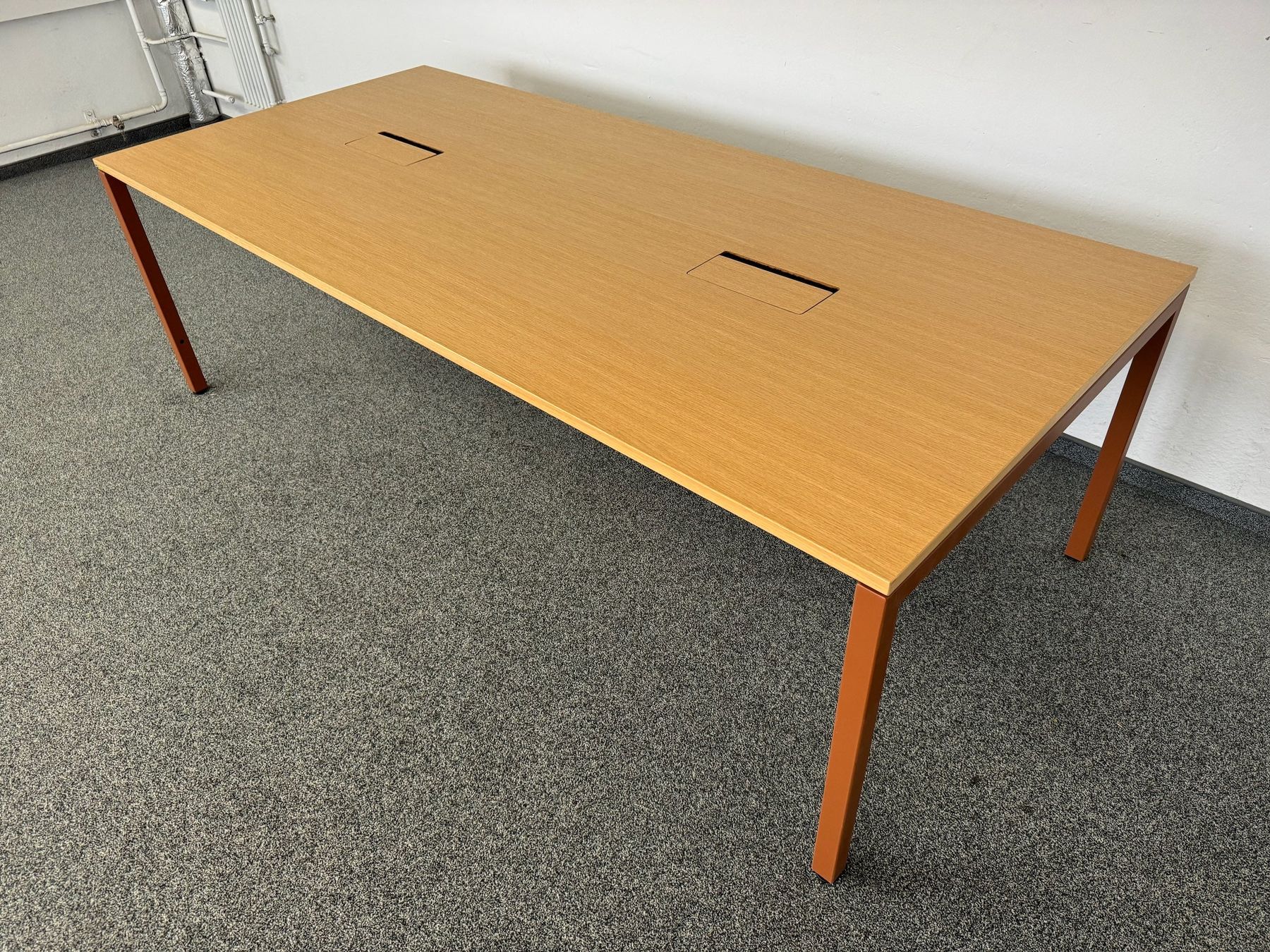Lista Tavoli: Lista Office LO Motion Sitzungstisch 2200x1000 mm - Eiche – Usato da Schönenwerd venduto da mcofficeshop 8