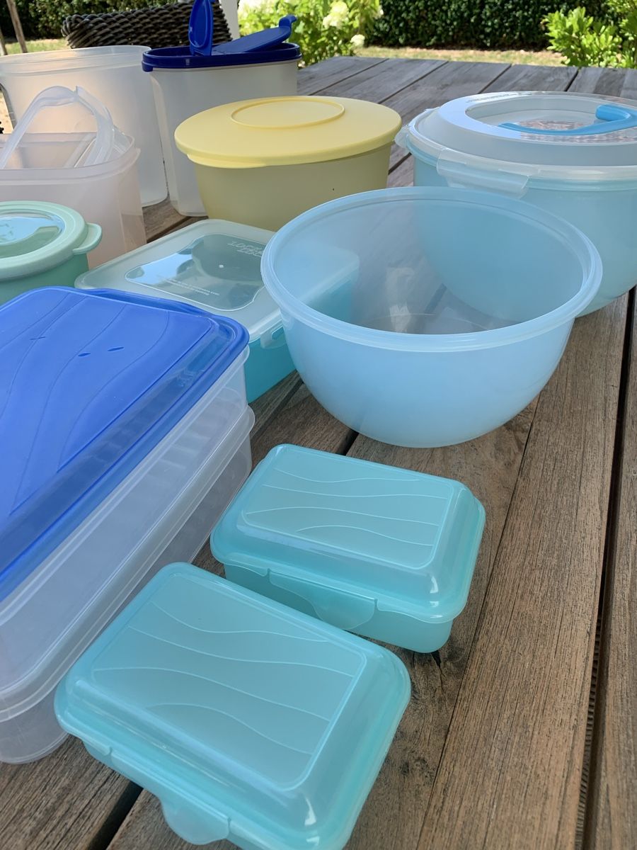 Recipients et similaires: Diverse Plastikbehälter/Tupperware – D'occasion à Ellikon an der Thur par Bali1999 2