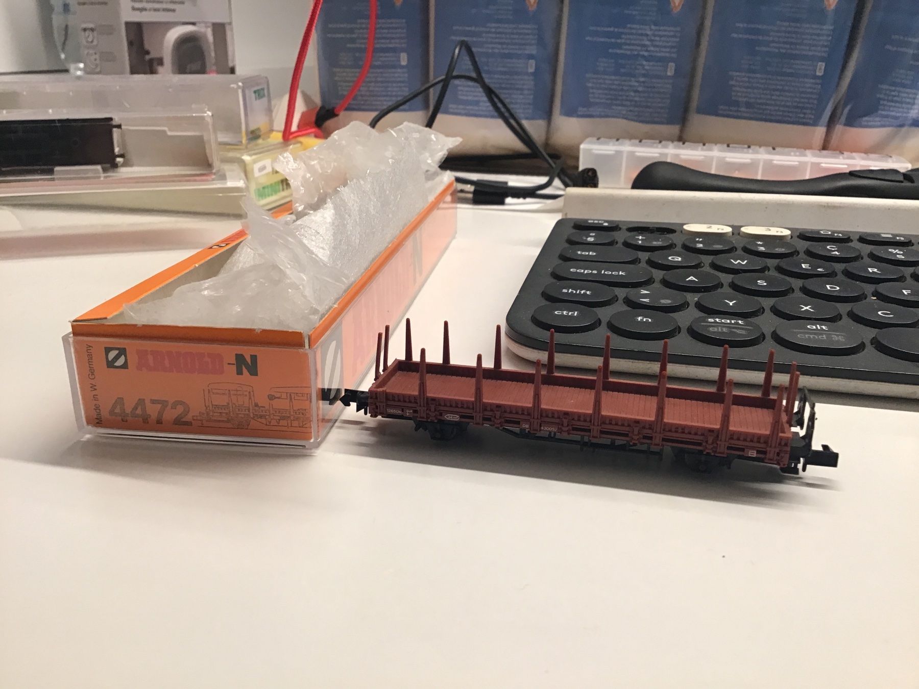 Arnold Modellini di ferrovie: ARNOLD N Rollende Landstrasse, 2 WAGEN – Usato da Männedorf venduto da Spezial-Modelle 2