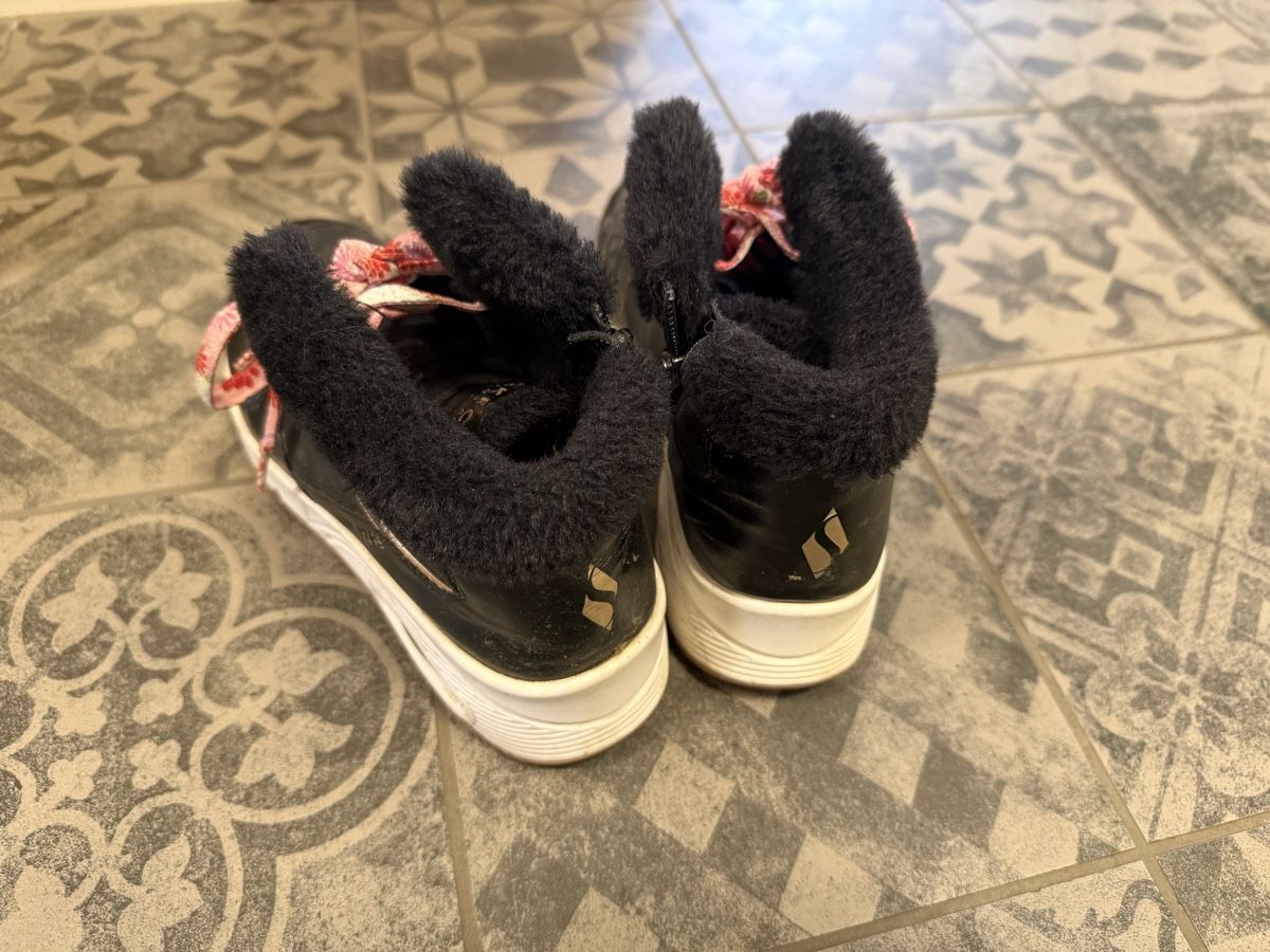 Skechers Schuhe für Mädchen: Skechers Gr. 36 – Gebraucht aus Winterthur von tanscha 3