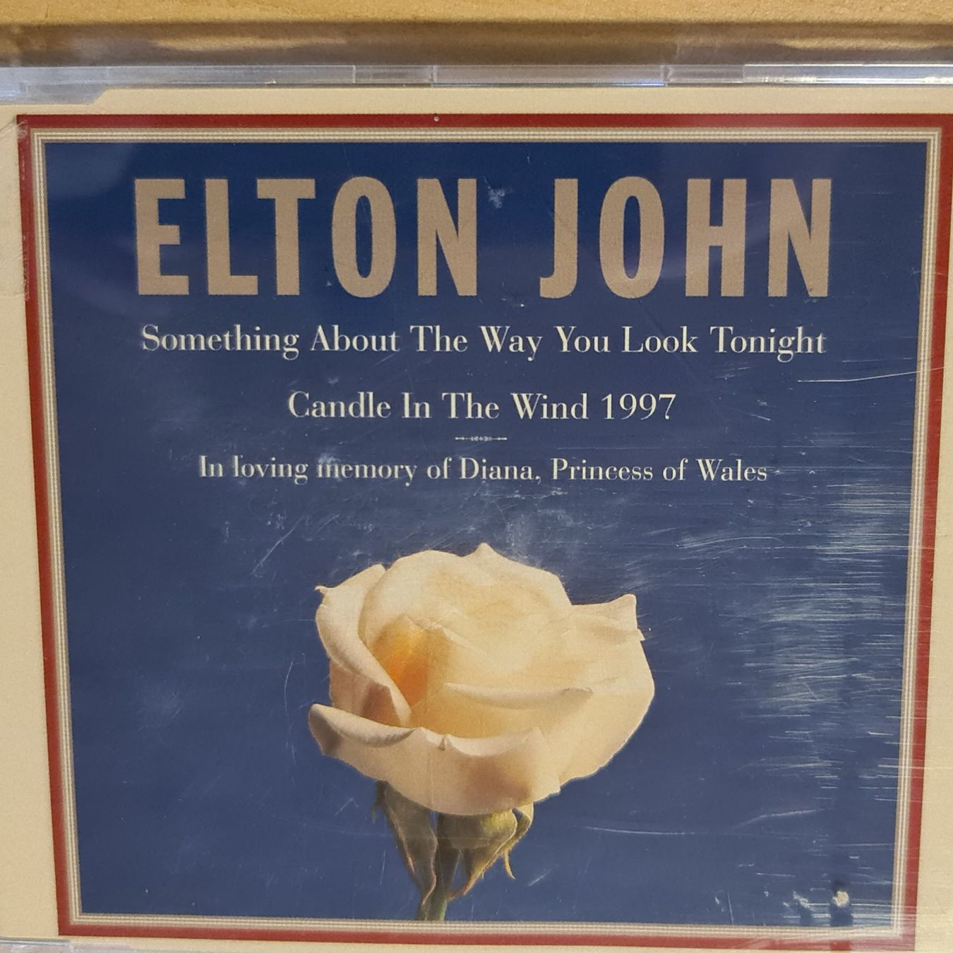 CD: Elton John - candle in the wind – Usato da Dintikon venduto da Vexi