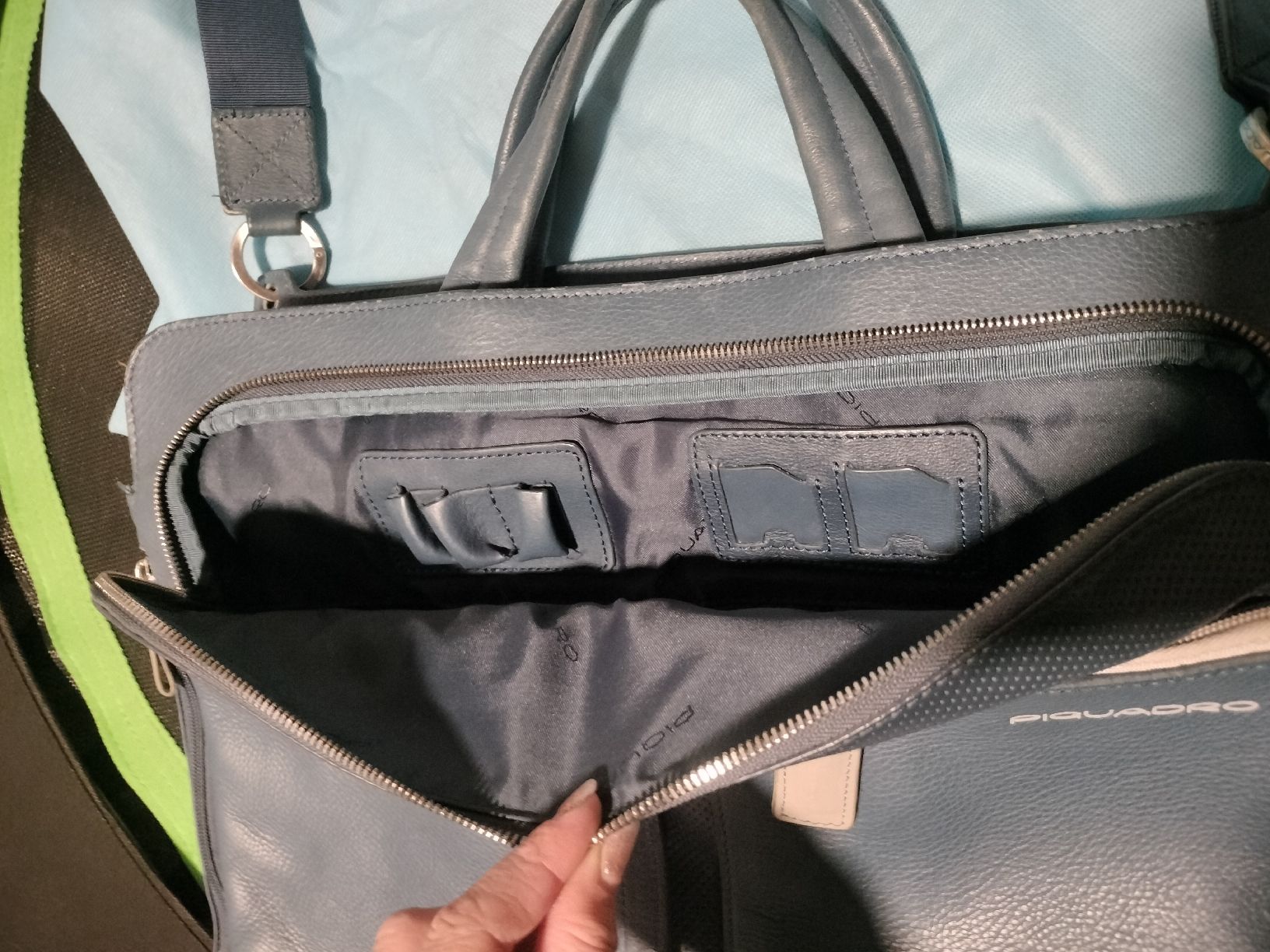 Piquadro Borse da donna: NEU Piquadro Laptoptasche – Nuovo (secondo la descrizione) da Gordevio venduto da LadyTicino 1