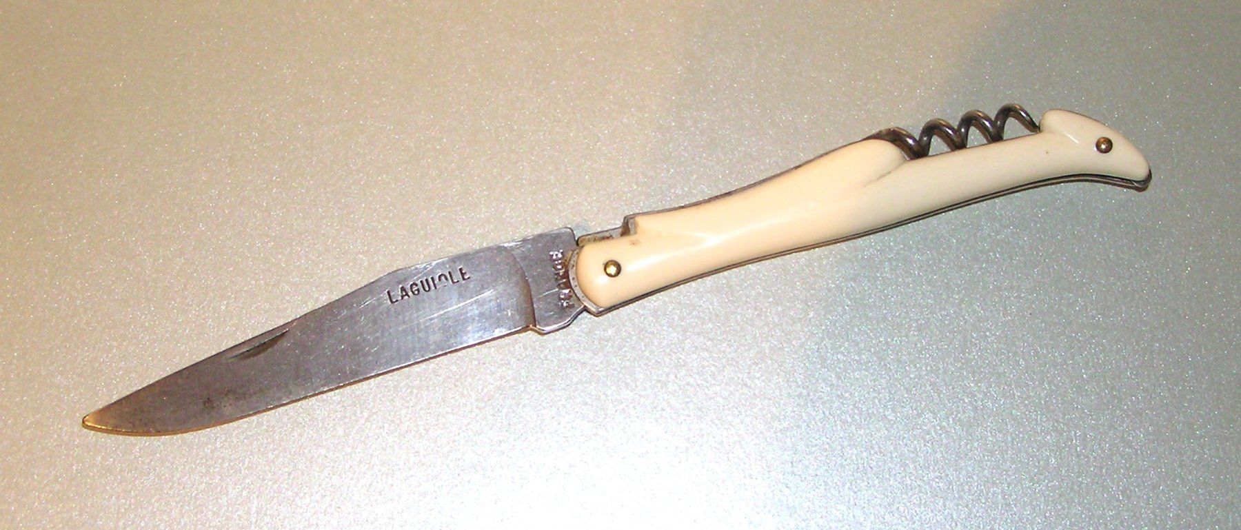 Laguiole Couteaux de poche: LAGUIOLE TASCHENMESSER SACKMESSER – D'occasion à Grenchen par Antique-hunter