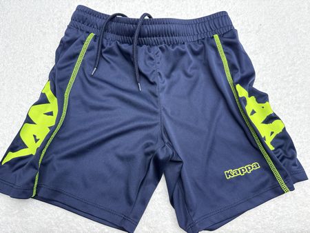 Short Kappa garçon taille 8 ans - idéal pour l'été!