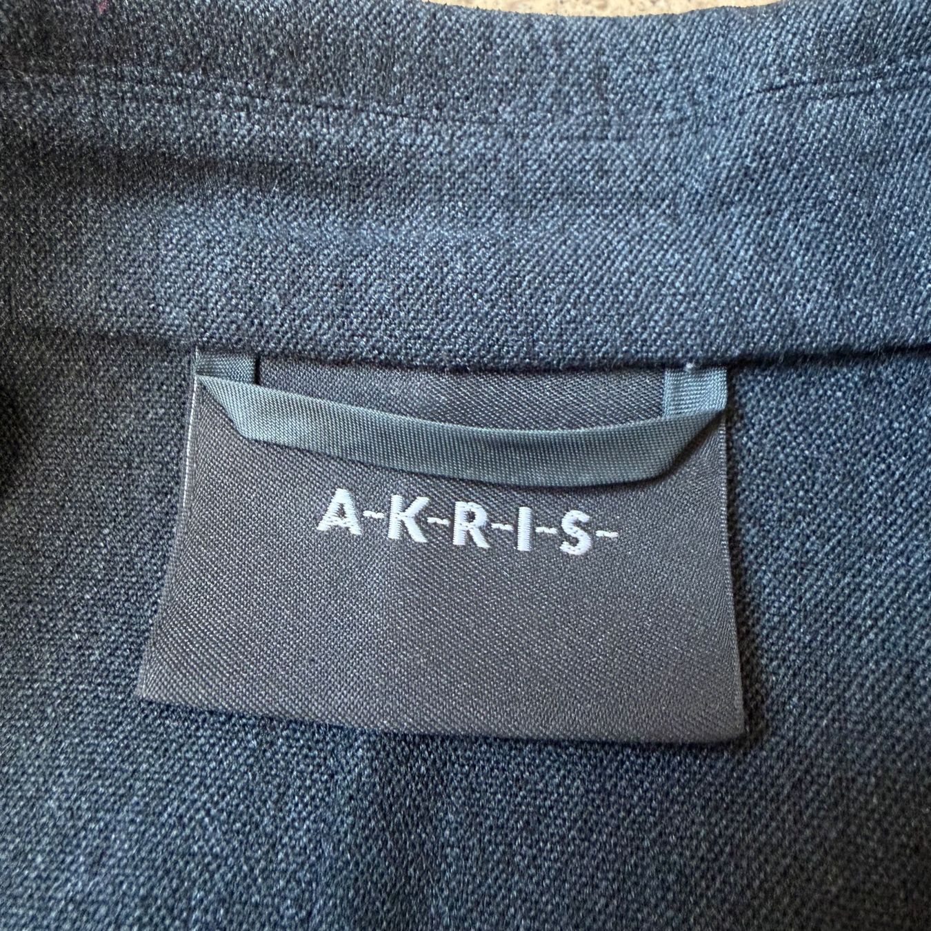 Akris Jacken: AKRIS Blazer | Wolle & Elastan 💙 – Gebraucht aus Zürich von ClosetQueen 6