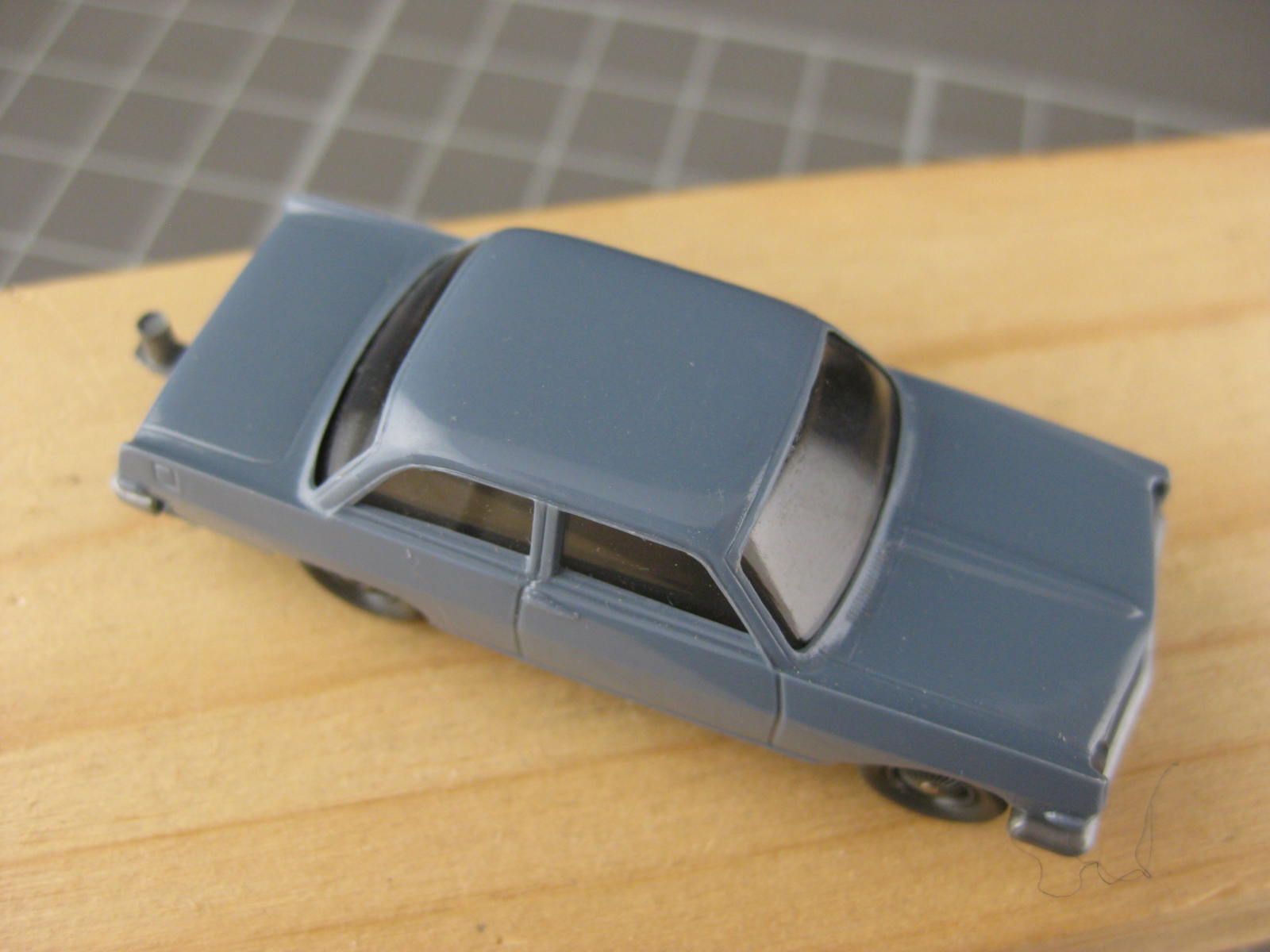 Modellini di ferrovie: Wiking VW Modell 8r, Ford grau – Usato da Malters venduto da Marosko 2