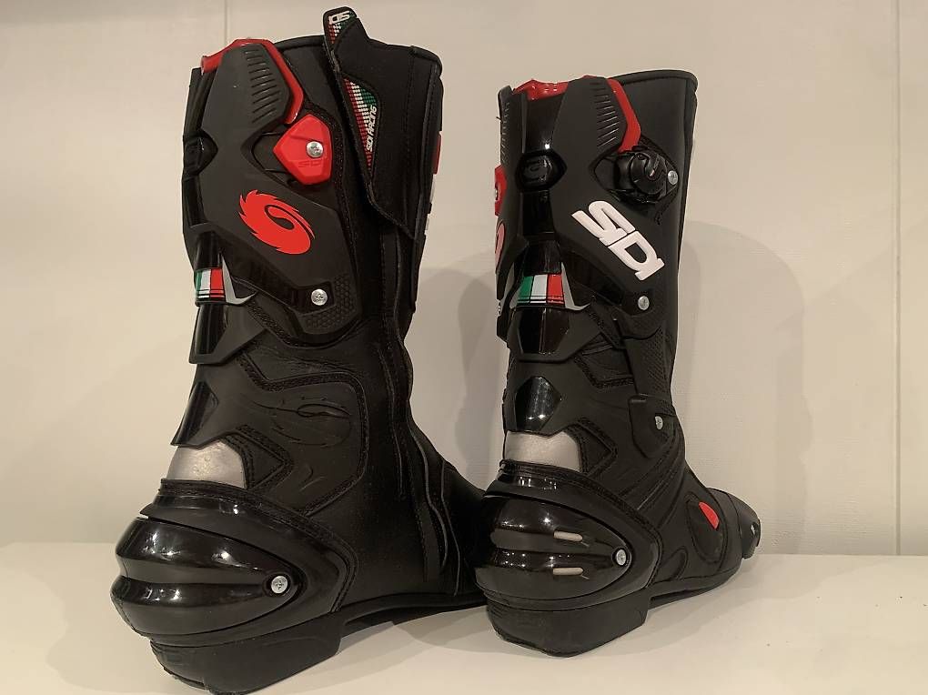 SIDI Scarpe da uomo: Motorradstiefel Sidi Vertigo 2 Gr. 45 – Usato da Andermatt venduto da puc_c8rg 4