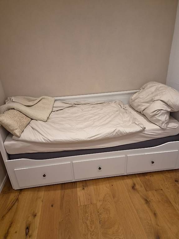 Ikea Letti: Schönes Hemnes Bett – Usato da Biberstein venduto da _Cinderella_