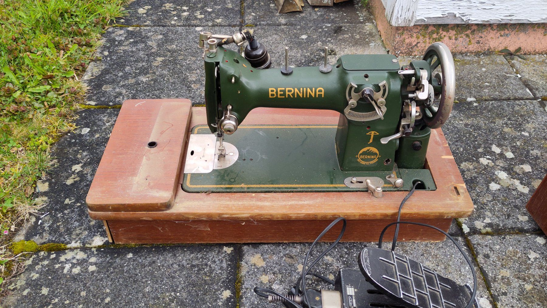 Bernina Macchine da cucire: Machine à coudre antiquité Bernina – Difettoso da Alle venduto da juliane2006