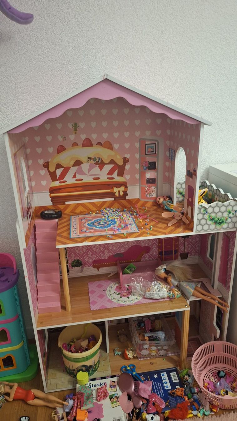Barbie Maisons & Meubles de poupées: Pupenhaus – D'occasion à Rickenbach SO par hegyc 2