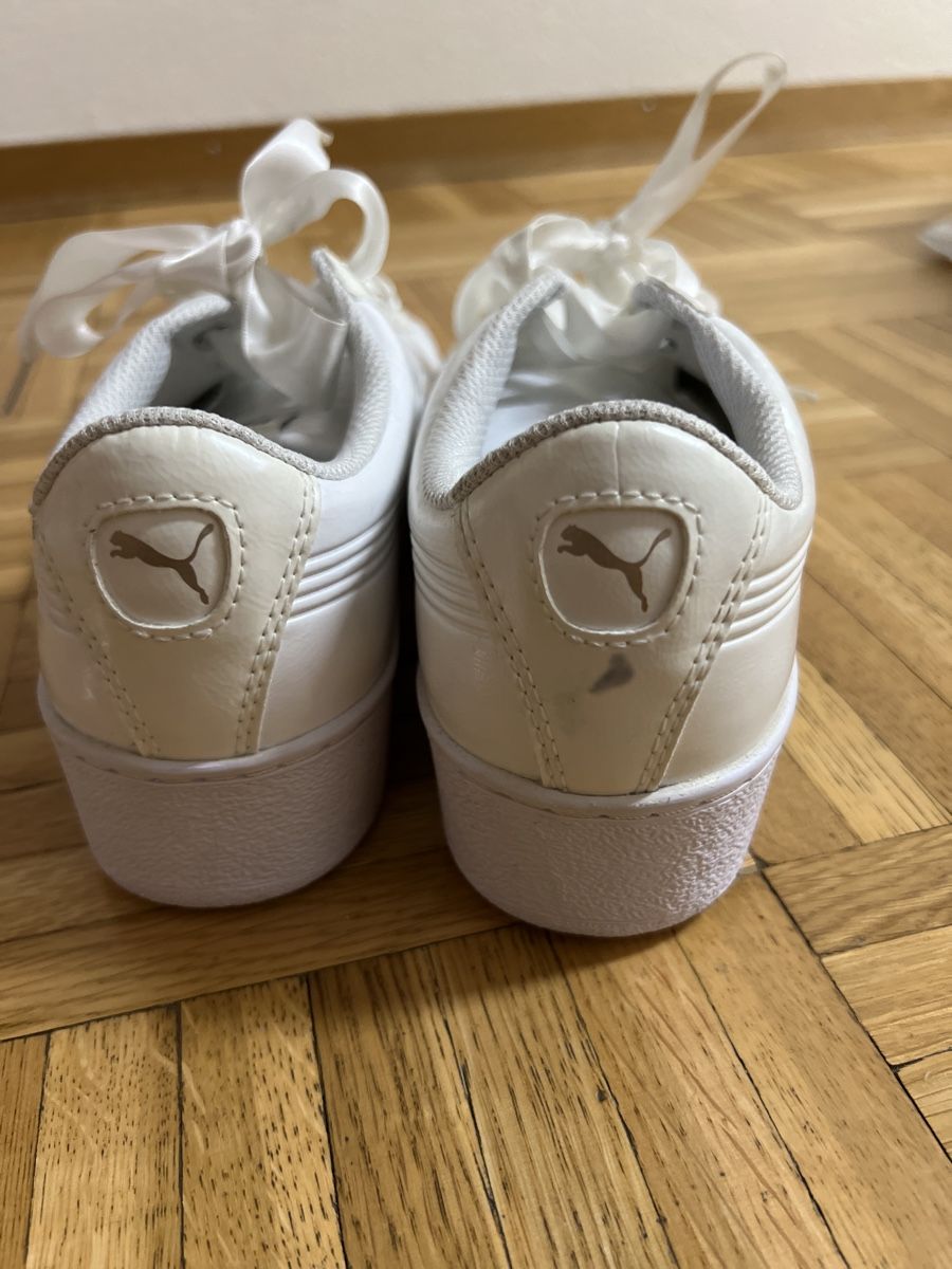 Puma Scarpe da donna: Puma Sneaker, weiss, Grösse 39 – Usato da St. Gallen venduto da mir_dlk7 2