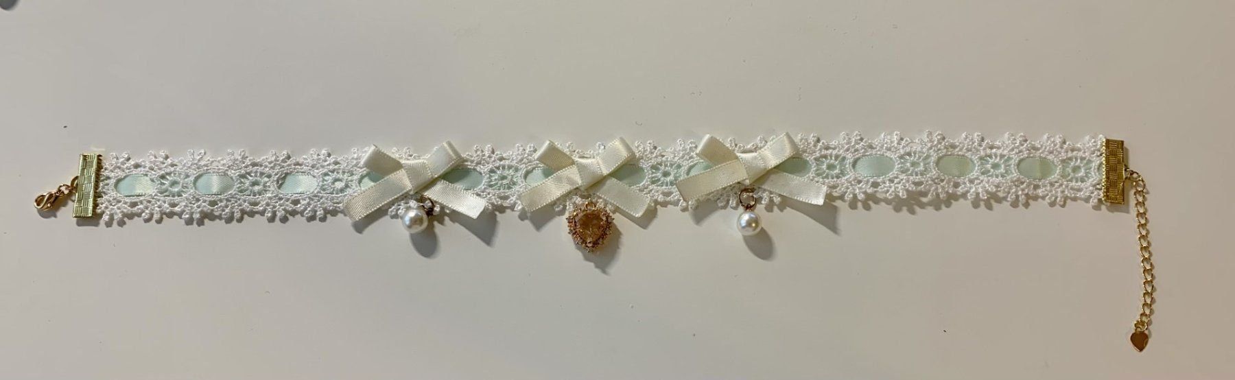 Ketten: bm(brandy melville) choker-green – Neu und originalverpackt aus Zürich von car_5bgh 1