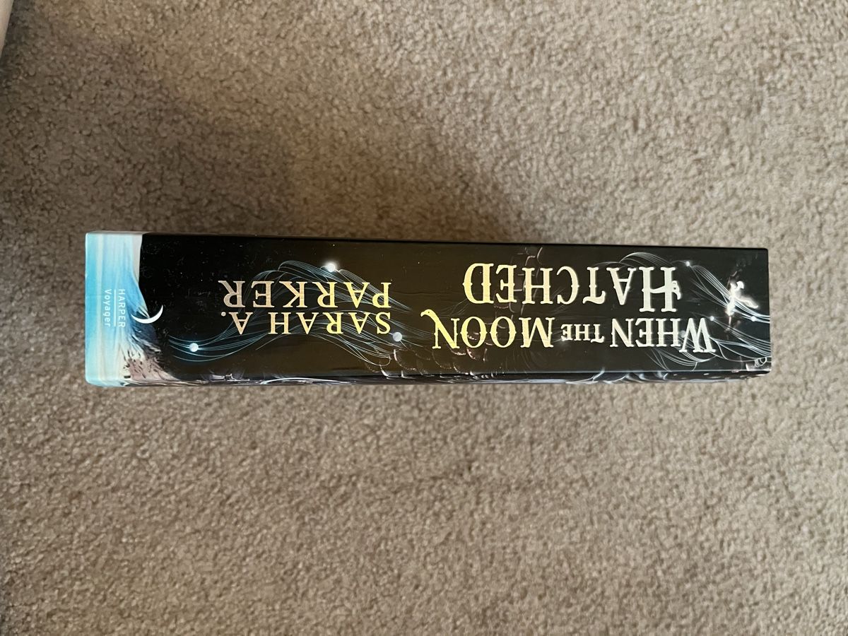 Bücher: When the Moon Hatched - Sarah A. Parker – Neu (gemäss Beschreibung) aus Düdingen von aline.gugler 2