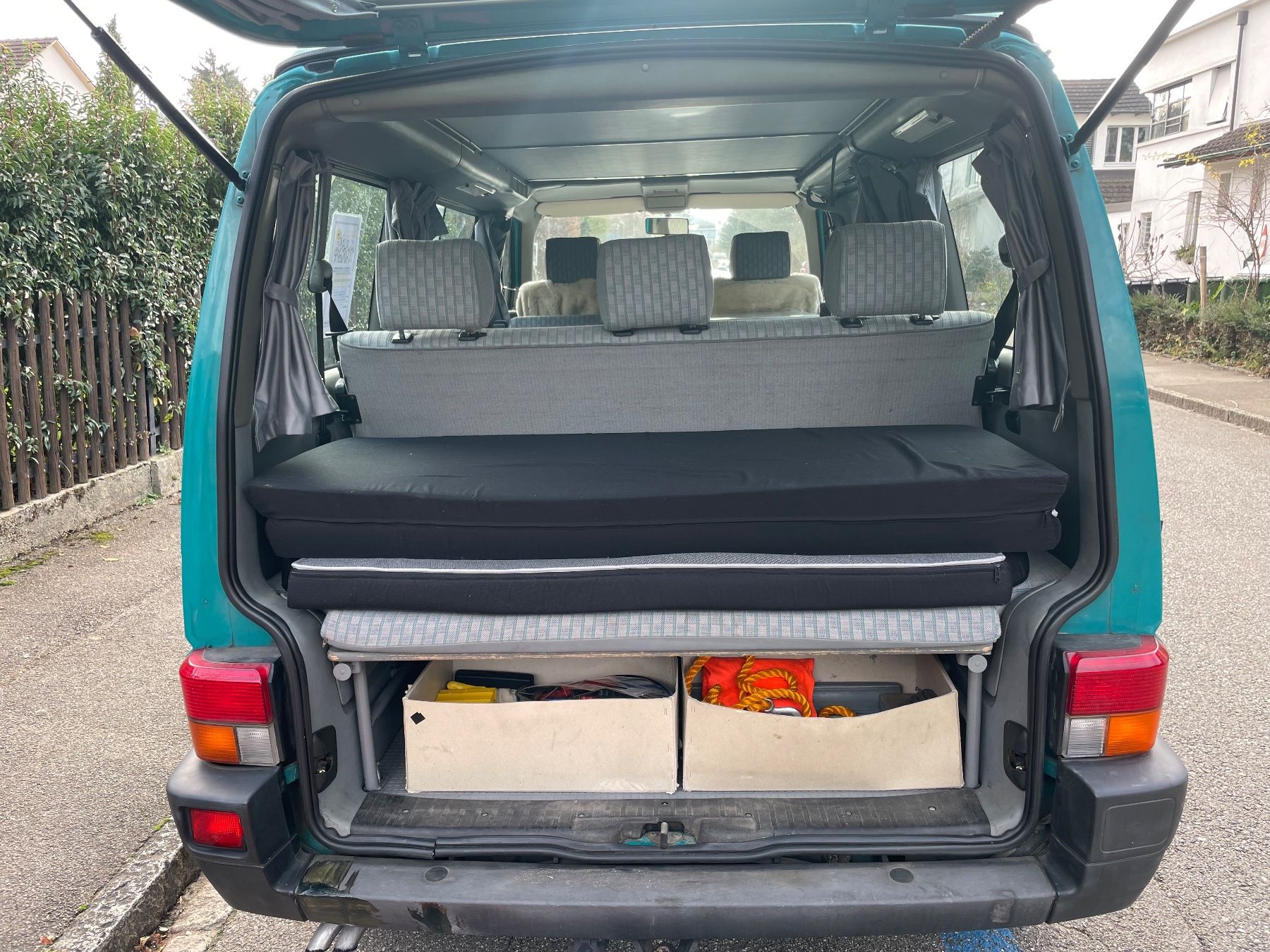 VW Camping Fahrzeuge: VW T4 Multivan 2.4D Camper – Gebraucht aus Riehen von rog_9vhy 8