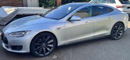 Tesla Model S 85D mit Mfk