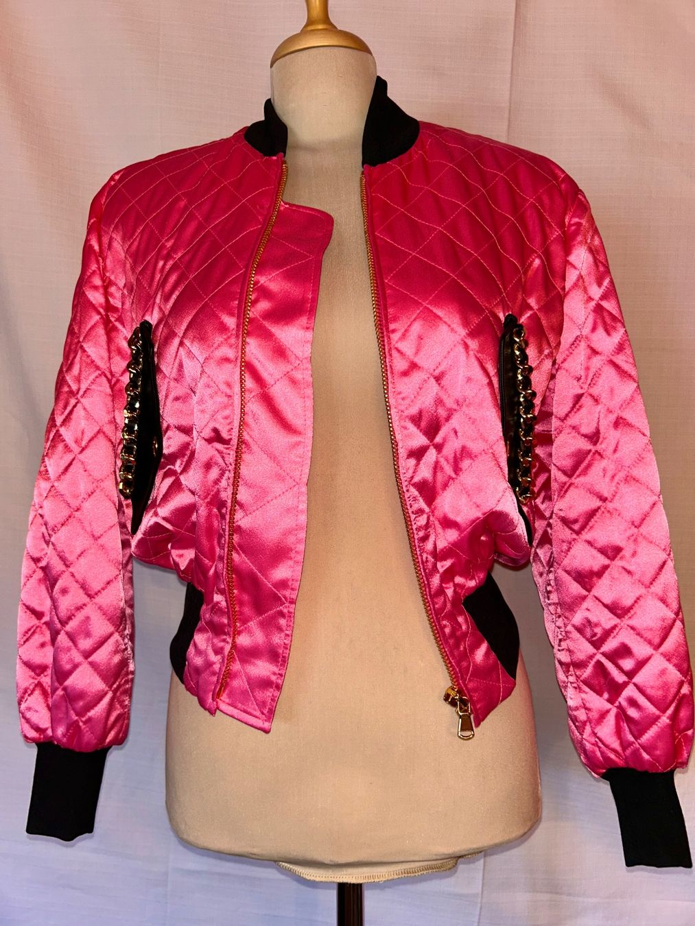 Moschino Giacche: Moschino Couture Barby Bomber – Nuovo e nell'imballaggio originale da Davos Dorf venduto da Juszy-Shop 1