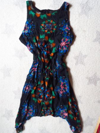 sehr schönes DESIGUAL Damen Blumen Kleid Gr 42