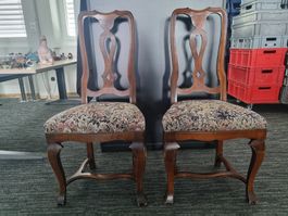 Antike Stühle, 2er Set, Holz mit Stoffbezug