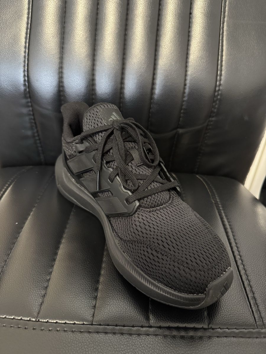 Adidas Herrenschuhe: Adidas ULTIMASHOW 2.0 – Gebraucht aus Zug von xnie001 3