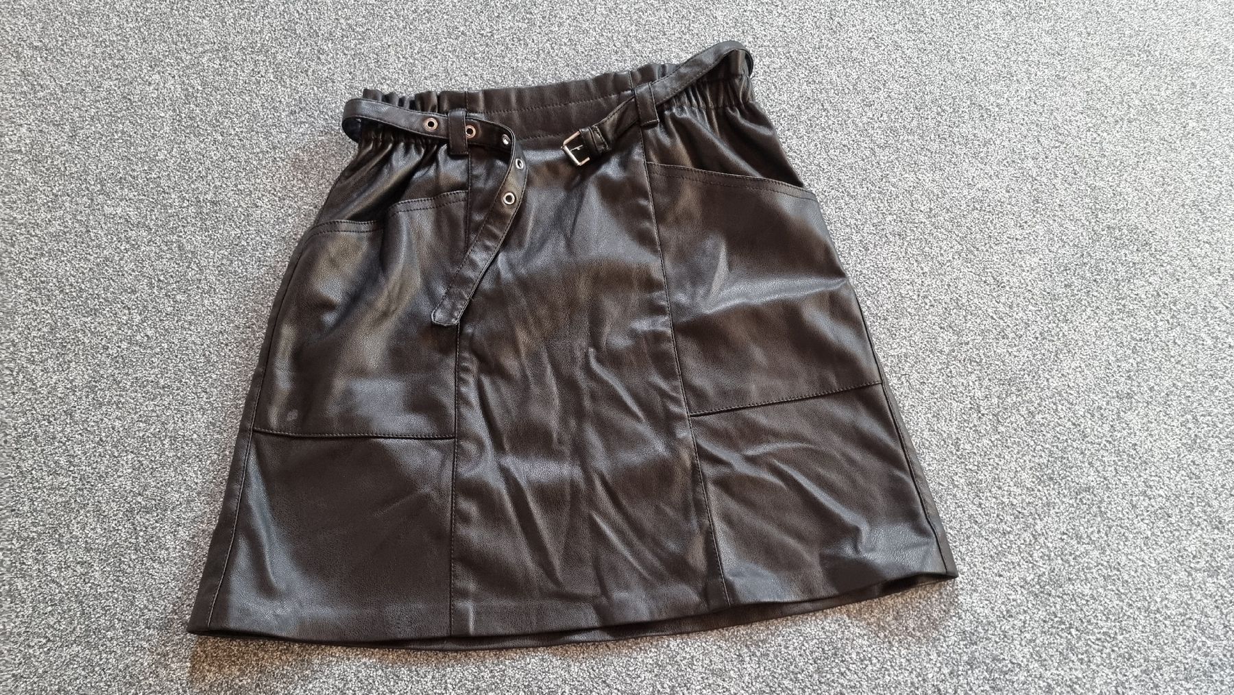 Only Gonne: Jupe Only xs – Usato da Les Breuleux venduto da Mily1991