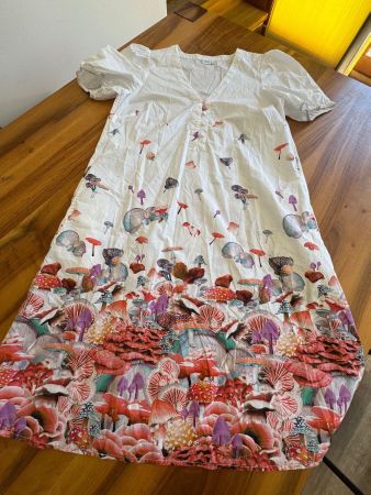 NÜMPH - So ein schönes Sommerkleid Pilz-Muster Weiss 38 NWT