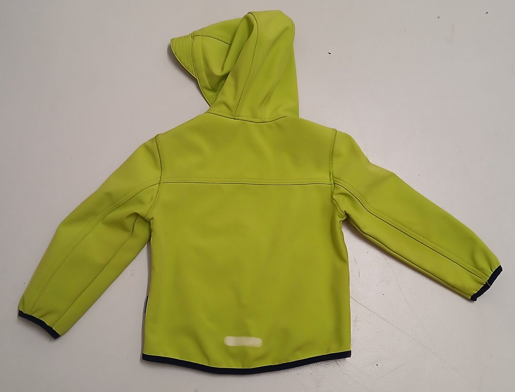 Giacche & Cappotti: Softshelljacke mit Kapuze Grösse 104 – Usato da Sissach venduto da mar_xc7r 1