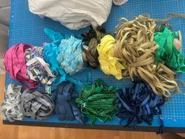 VERSCHIEDENE SPEZIELL GUMMIBAND