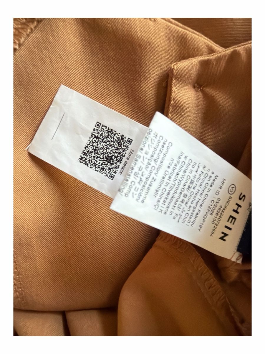 Shein Gilets: Shein Vest Brown Button Front Collared Size M New – Neuf avec emballage d'origine à Brunnen par Sandy_closet1 4
