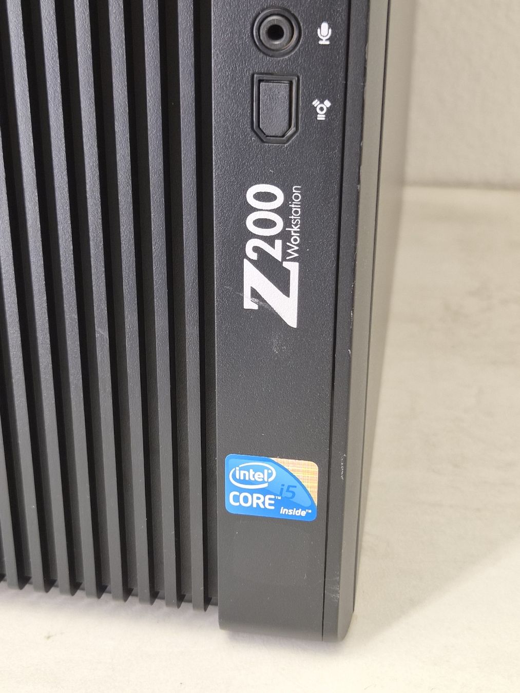 Hewlett Packard PCs: HP Z200 Workstation, Intel i5 670 – Gebraucht aus SCHAFFHAUSEN von Atami99 5