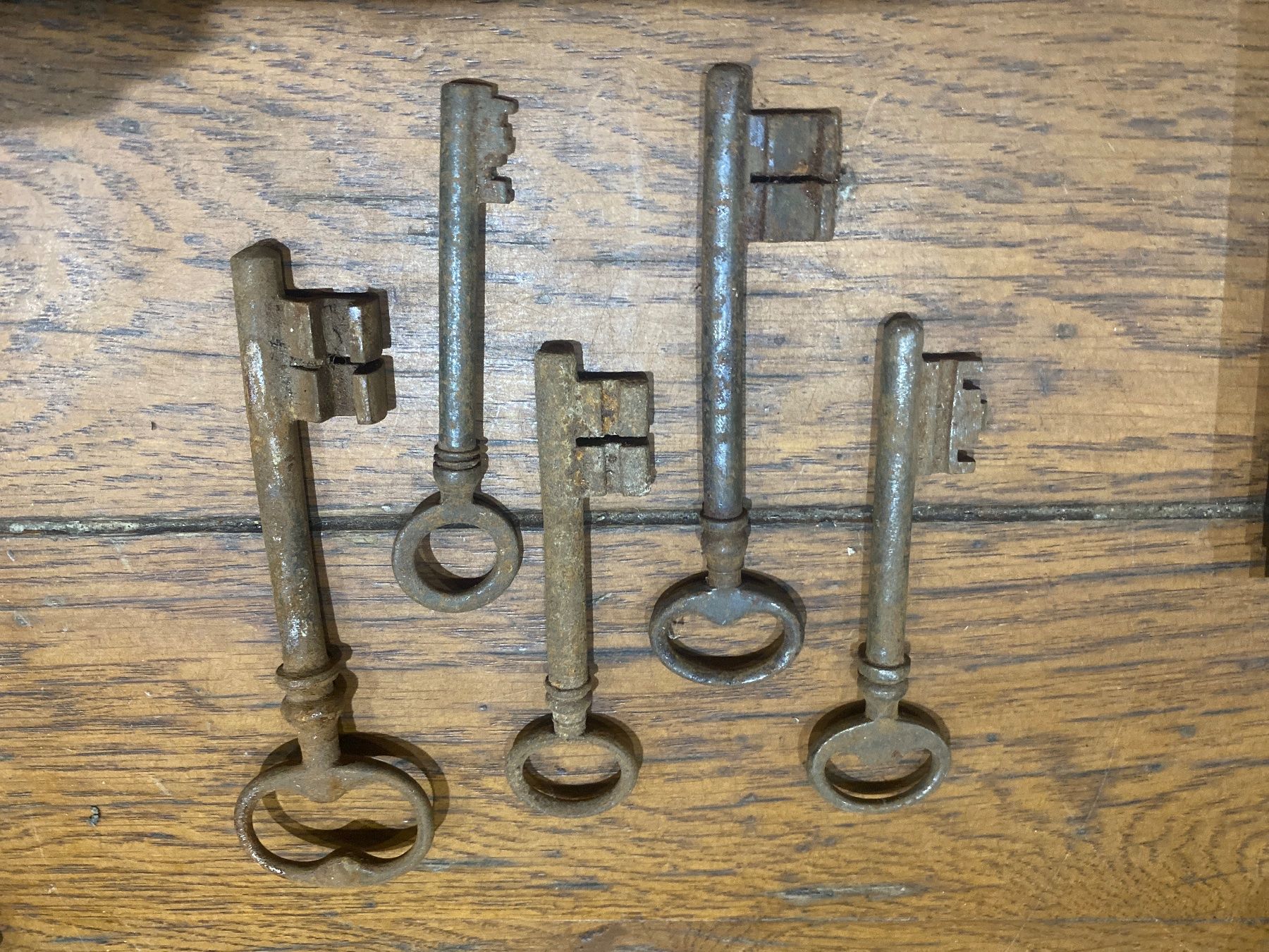 Chiavi: Lot clé clef ancienne 9-12cm KK – Usato da Lajoux JU venduto da Briard0