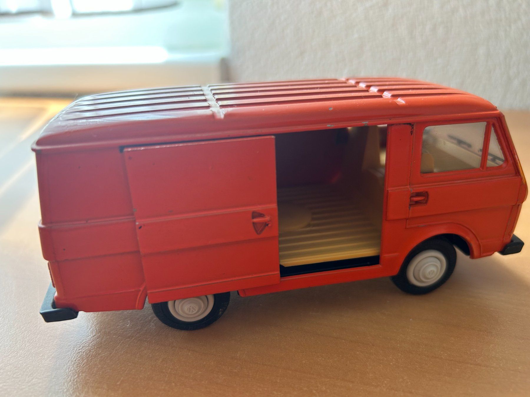 Gama Modellini d'auto: Gama VW LT 35  1:35 – Usato da Schafisheim venduto da Ducati57 5