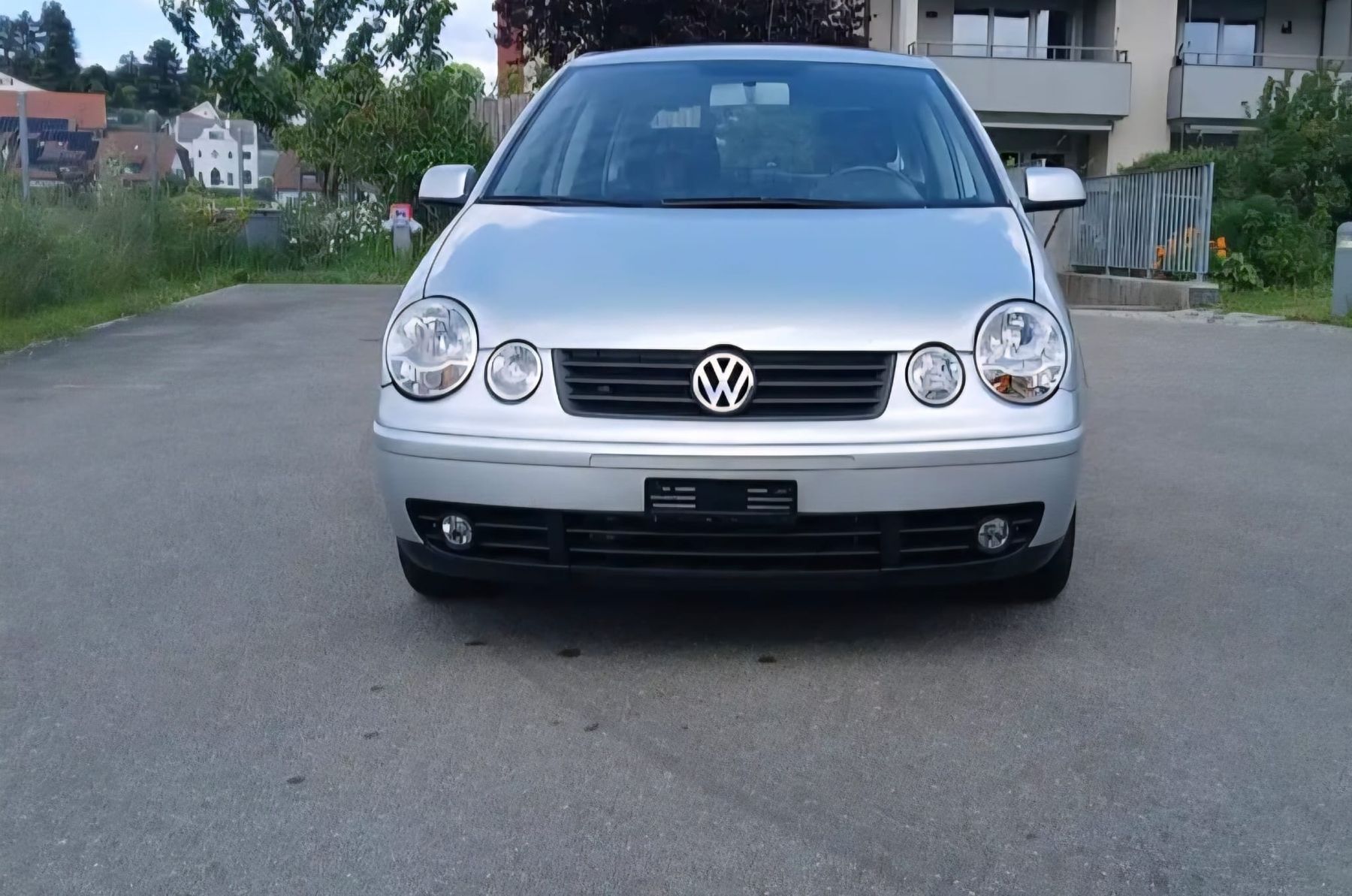 VW Automobili: VW Polo 1.4 Binzen silber – Usato da Rümlang venduto da abd_6zst 1