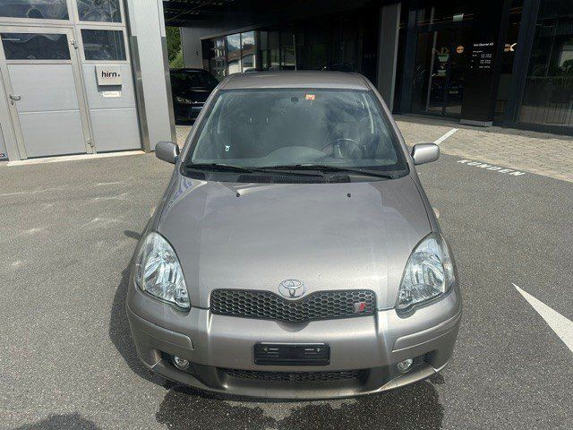 Toyota Automobili: Toyota Yaris 1.5 TS – Usato da Oberriet SG venduto da jeepv8 4