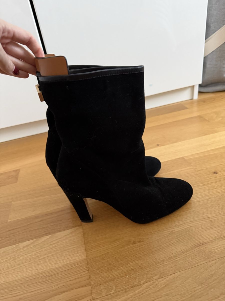 Stuart Weitzman Damenschuhe: Boots Stuart Weitzman, size 38 – Gebraucht aus Zürich von ifi_zp8b