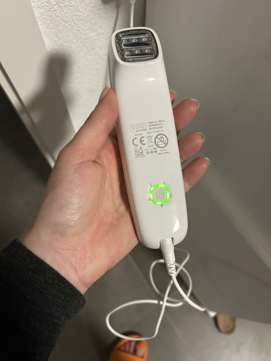 Cura del viso: Silk’n facetite – Nuovo (secondo la descrizione) da Perroy venduto da MR6. 3