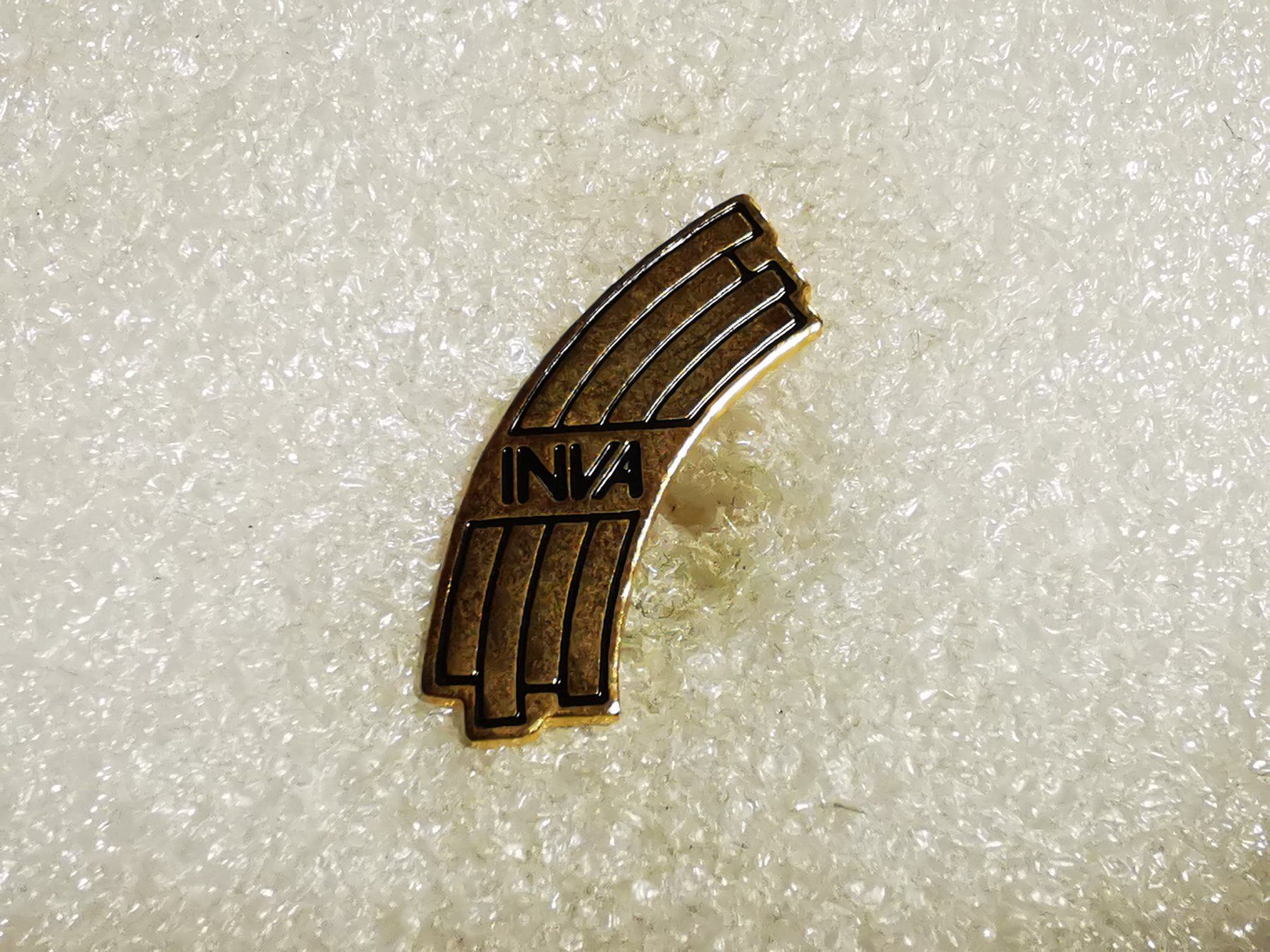 Placchette & Badge: Ansteckpin 91: Inva – Usato da Oppligen venduto da Pin-Fall-Shop