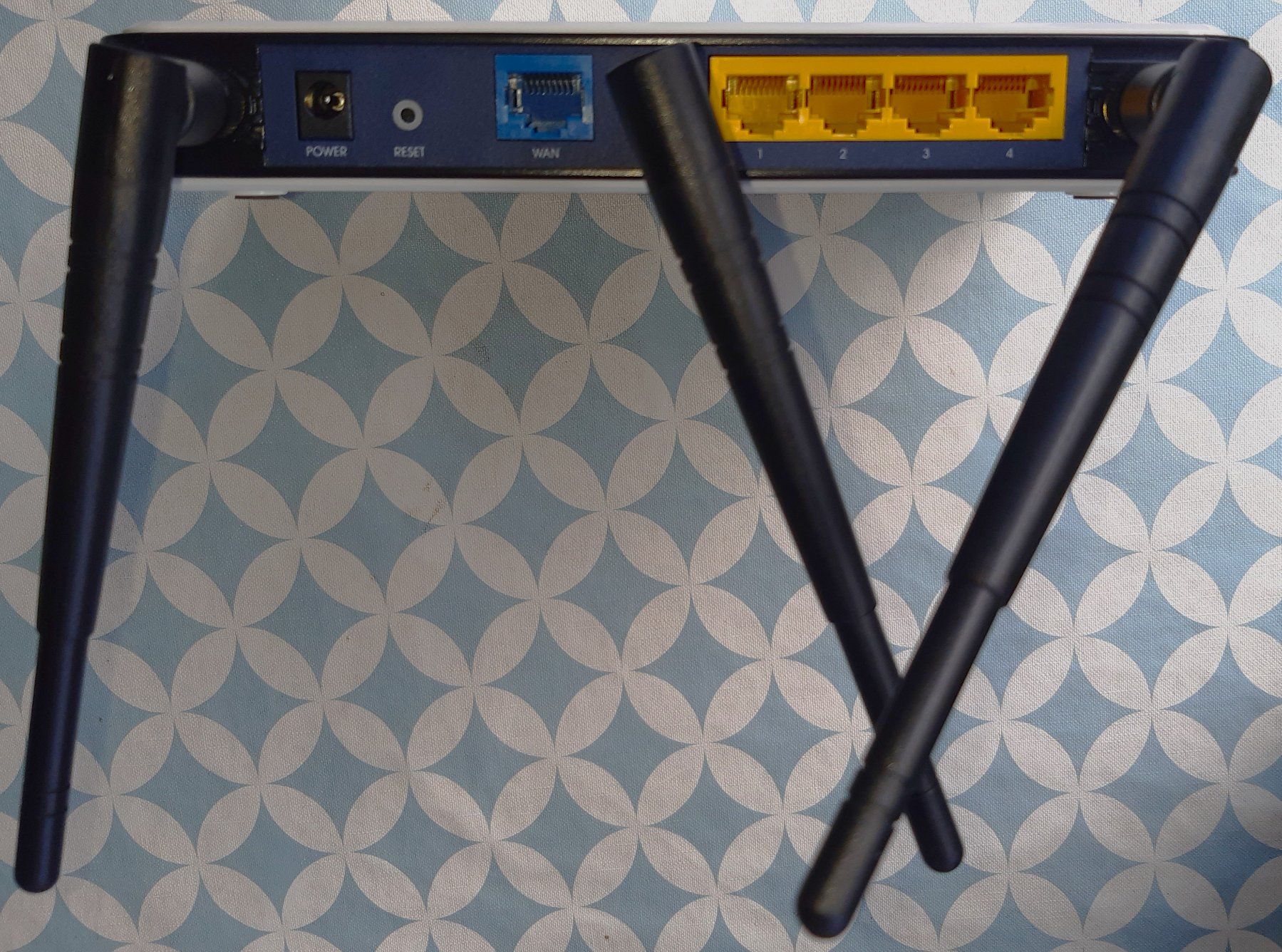 TP-Link Modem & Router: Router TP-Link – Usato da Willisau venduto da Cantus53 2