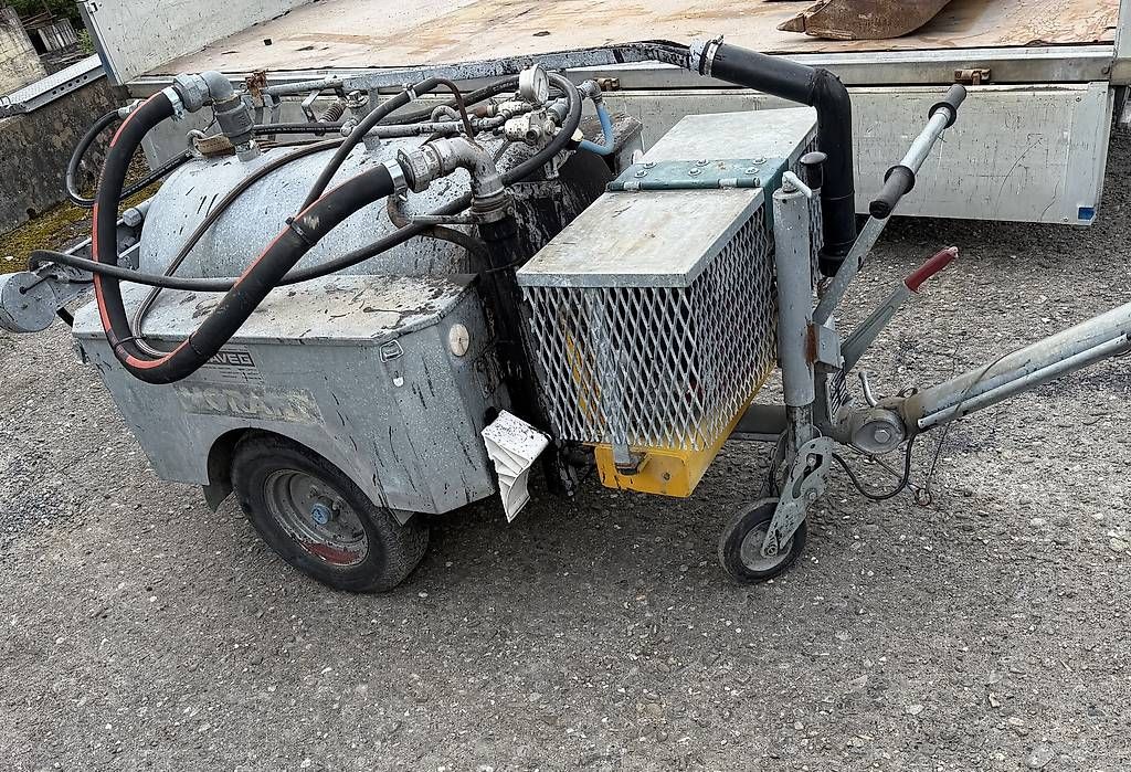 Honda Altri prodotti elettronici: Bitumen Spritzwagen – Usato da Menziken venduto da Tairi10
