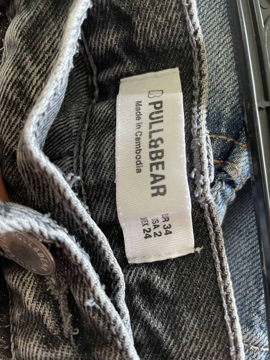 Pull&Bear Jeans: Shorts denim  – Gebraucht aus Nottwil von rah_8xqg 2