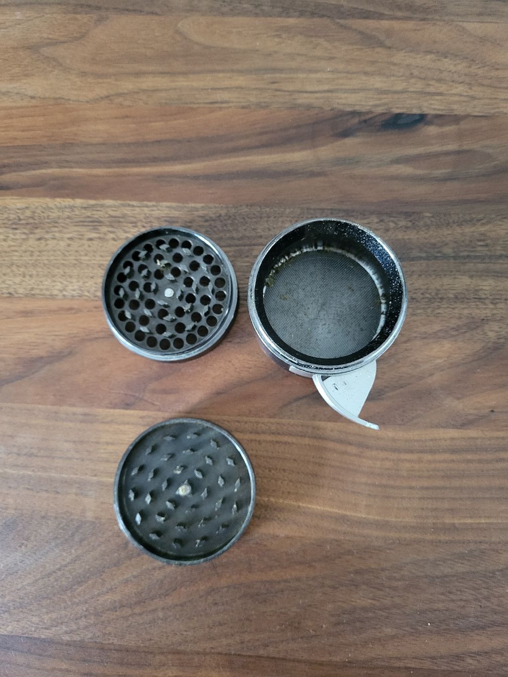 Küchengeräte: Blüten Müle  – Gebraucht aus Fruthwilen von Mostro-Medusa 4