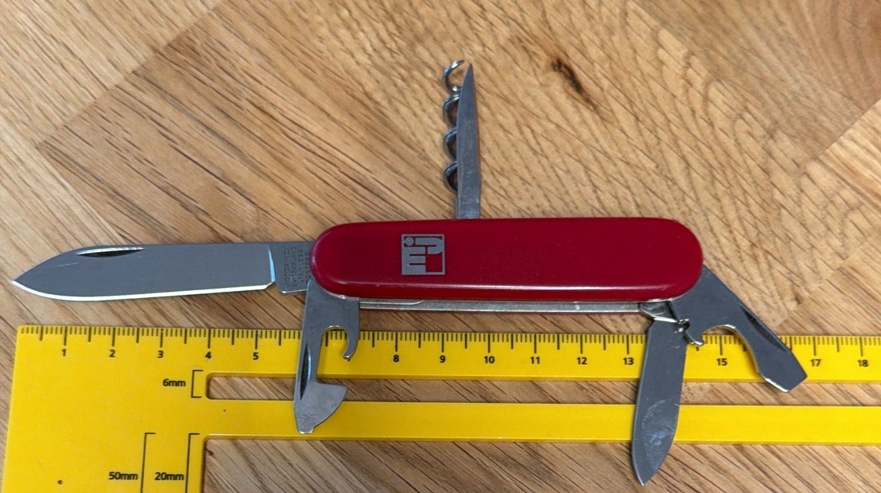 Victorinox Coltelli tascabile: MJ VICTORINOX TASCHENMESSER – Usato da Zürich venduto da Frei-Occasionen 4