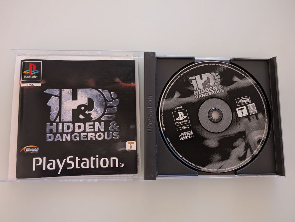 Jeu PS1 Hidden & Dangerous avec CD et notice pour console