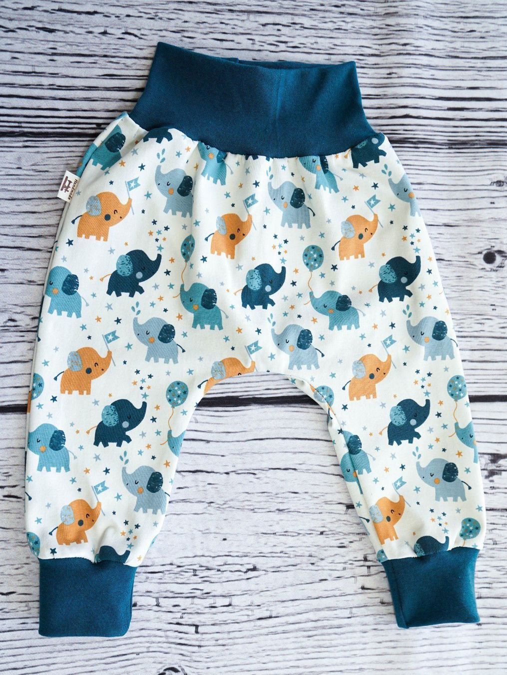 Pantaloni: Pumphose mit Elefantan  Gr.68/74 - NEU – Nuovo e nell'imballaggio originale da Zürich venduto da sambaum 1