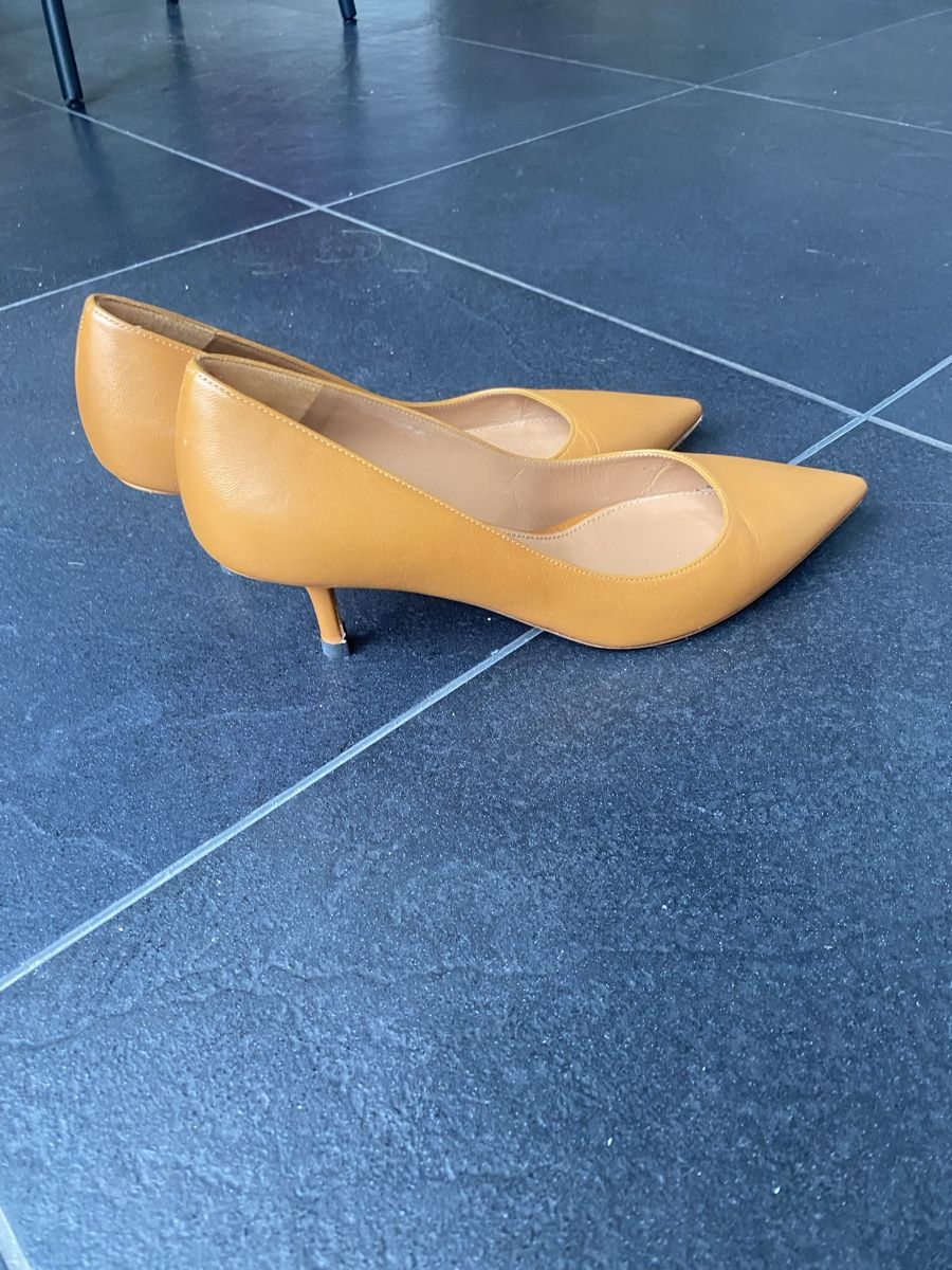 Damenschuhe: Point toe pumps 36 EU leather – Gebraucht aus Zug von kse_w9mn 5